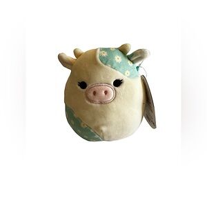 SQUISHMALLOW BELENA THE COW EASTER SZ 5”